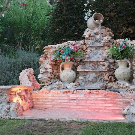 La Vecchia Fontana Del Convento Bed and Breakfast Giulianova Exteriör bild